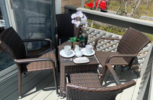 Edgartown Apartment | Beach Edgartown Center Restaurants Bar Bike Path