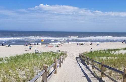 South Beach Haven House | Beach Haven Shore House duplex - family friendly location short walk to beach