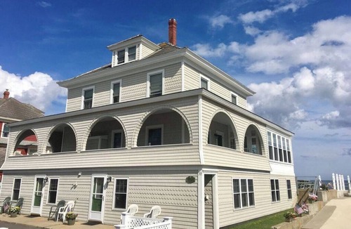 Wells Beach House | Beachfront 7-bedroom house in Wells perfect for family getaways