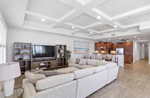 Indialantic House | Beachfront Condo
