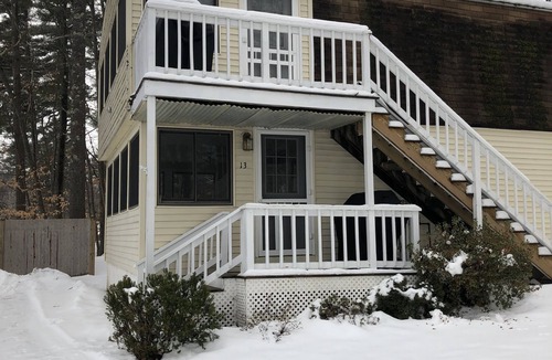 Lochmere Condo | BEACHFRONT COTTAGE on LAKE WINNISQUAM
