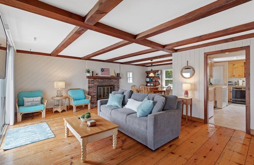 Branford Cottage | Beachfront Cottage Serene Private Beach, Kayaks