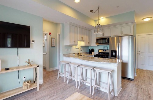Ocean Park Condo | Beachside Abode 2A