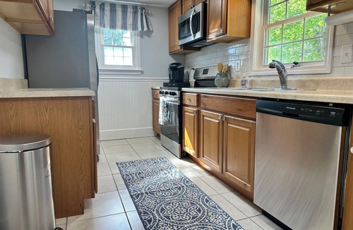Charlestown House | Beachy Home in Charlestown