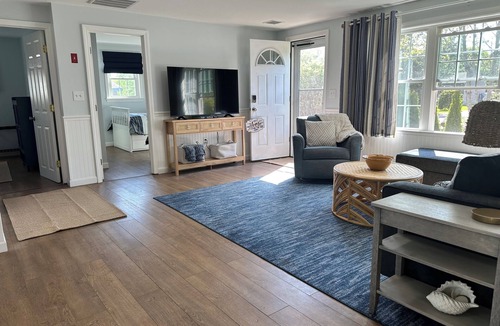 Charlestown House | Beachy Home in Charlestown