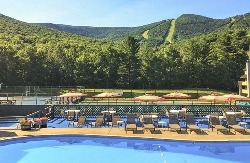 Lincoln Apartment | Beautiful 2 bedroom unit at resort, sleeps 6