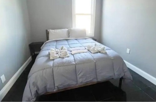 Guttenberg Apartment | Beautiful 2 BR 3 beds Loft 15 min away from NYC