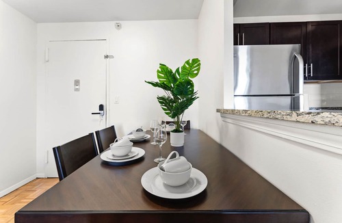 North Brookline Apartment | Beautiful 2bd/1.5ba Next to BU 8638
