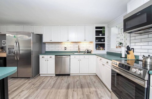 Bridgewater House | Beautiful 3-bedroom house with AC in charming Bridgewater