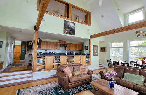 North Truro House | Beautiful 3BD Custom Waterfront Home-Central A/C, Bay Views, Direct Water Access