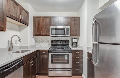 Prudential - St. Botolph Apartment | Beautiful 3BR 2BA Condo in back bay heart