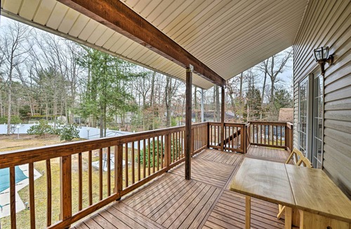 Sicklerville House | Beautiful 4-Bedroom Pool Home w/2-Story Deck!