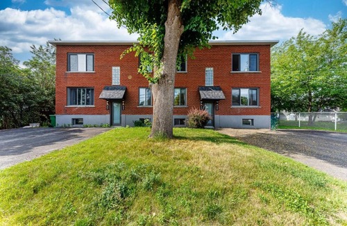 Chambly Condo | Beautiful 5 1/2 located in Chambly near the basin