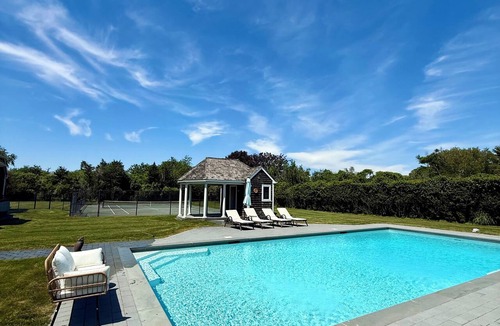 Village of Southampton House | Beautiful 5-bedroom home with private tennis court & pool Southampton village