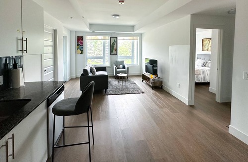 Guelph Apartment | Beautiful and Quiet one Bedroom With Private Bath in a 2 Bedroom Condo