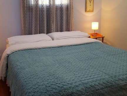 West Roxbury Apartment | Beautiful Apartment-5 Beds-Parking-Super Clean!