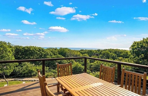 Aquinnah House | Beautiful Aquinnah Retreat