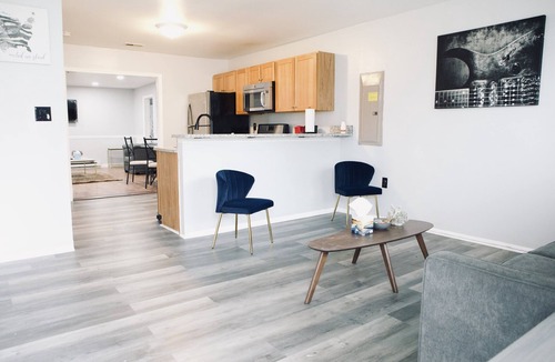 Wilmington House | Beautiful Brick-Wall House in Historic Newcastle