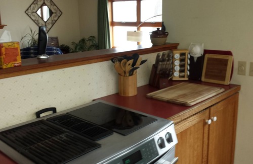 Northwest Ithaca House | Beautiful Cayuga Lake Cottage