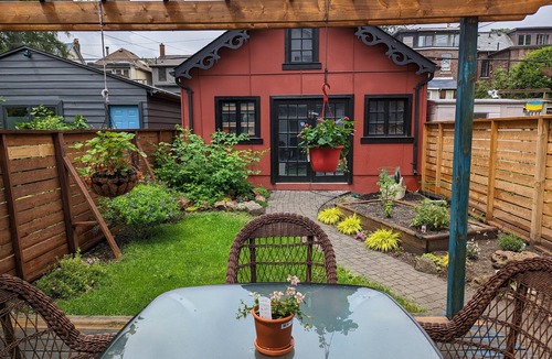 Riverdale Apartment | Beautiful Comfortable Riverdale Home. Now 20% discount for stays over 30 days