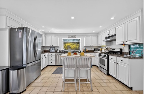 Cotuit House | Beautiful Cotuit Home w/Amazing Pool, near Beaches