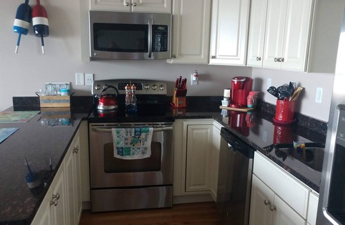 Hampton Condo | Beautiful Cozy Ocean Front Condo