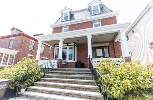 Bellevue Avenue Historic District House | Beautiful FURNISHED Newport Victorian Home for Summers with 30-day minimum