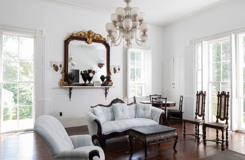 Middletown House | Beautiful historic home in Newport