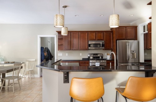 Lee House | Beautiful Home in AMAZING Berkshire Location