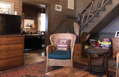 Newport House | Beautiful Home on Lake Memphremagog!!!