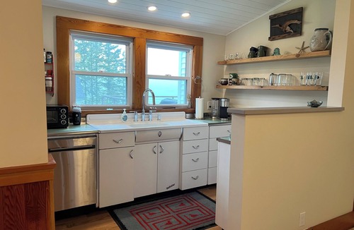Bass Harbor House | Beautiful House Overlooking Bass Harbor