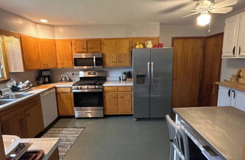 Town of Copake House | Beautiful Hudson Valley Country Lake House