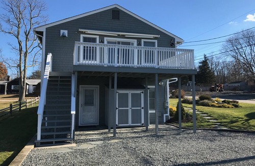 Jamestown Shores House | Beautiful Jamestown home steps from the water