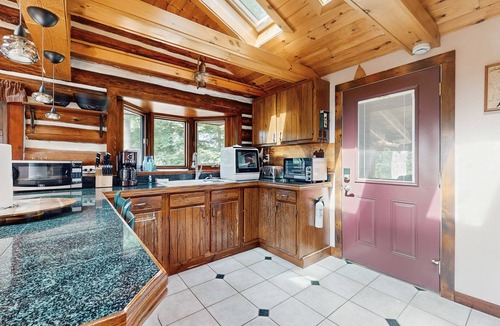 Bolton Landing House | Beautiful log home w/mountain views, gas fireplace & arcade games- close to lake