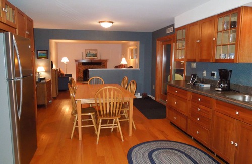 Worthington House | Beautiful Mountaintop Retreat In The Country!