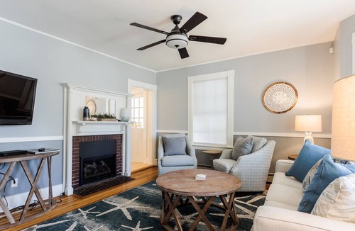 York Harbor House | Beautiful property in York - Newly remodeled!!