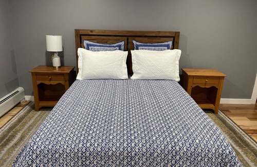 Hinsdale House | Beautiful Renovated Home, Close to Multiple Ski Mountains.
