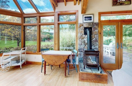 Lincoln House | Beautiful, rustic home w/on-site playground, deck, patio, grill, and fireplace