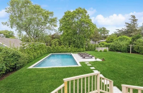 Sag Harbor House | Beautiful Sag Harbor Retreat Close to Village & Beaches