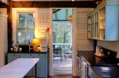Dennis House | Beautiful seaside retreat, immersed in nature, close to Cape Cod’s best beaches
