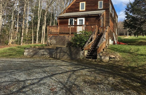 Wilmington Ski Chalet | Beautiful-Top Guest rated -Golf/Ski Home W/Hot Tub and heated pool access.