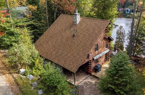 Saranac Lake House | Beautiful waterfront Log home.