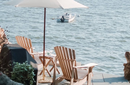 Branford Center Cottage | Beautiful Waterfront In Branford, Connecticut