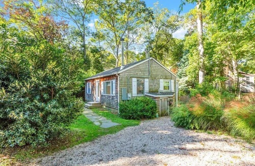 Noyack House | Beautifully Designed Sag Harbor Cottage Steps to Noyack Bay, Perfect for.