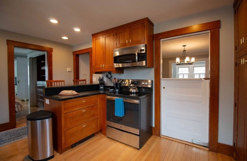 Ogunquit House | Beautifully Modern Downtown Ogunquit Home