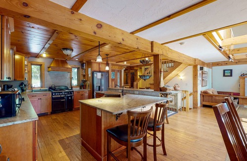 Moultonborough House | Beautifully Updated Winnipesaukee Lakefront Home Accommodates 12