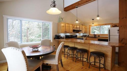 Campton House | Bell Valley 146 Estates Pet Friendly Home in Waterville Estates