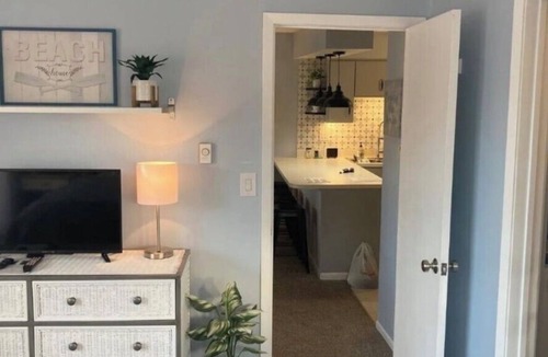 Port Clinton Condo | Bella Vista! Exclusive Lakefront Getaway at The Shores-Resort Pool & Beach!