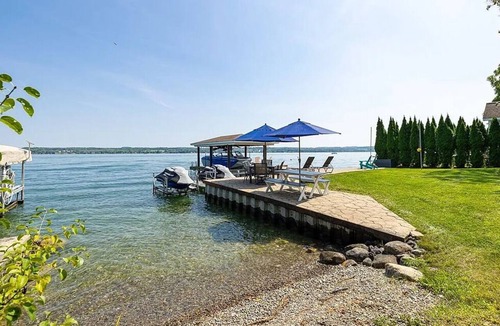 Canandaigua House | Belle Maison: Luxury Getaway with Hot Tub!