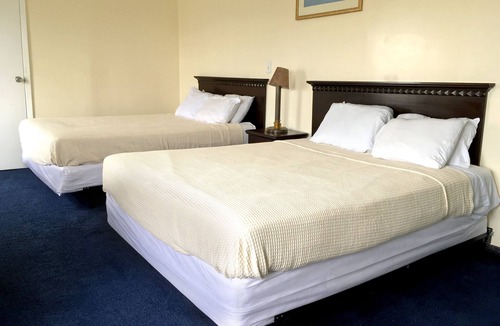 Wall Hotel | Belmar Inn